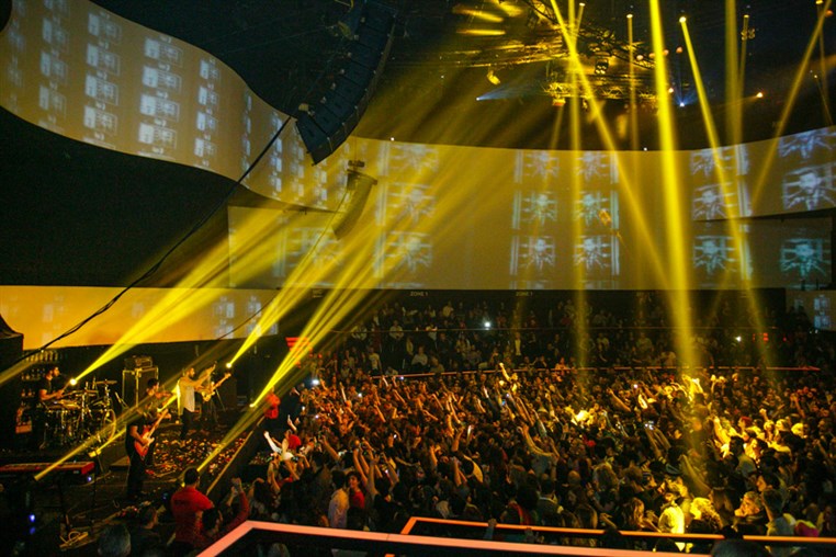 Mashrou Leila at O1NE Beirut